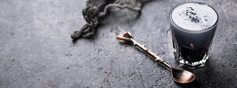 bebida de carbon activado